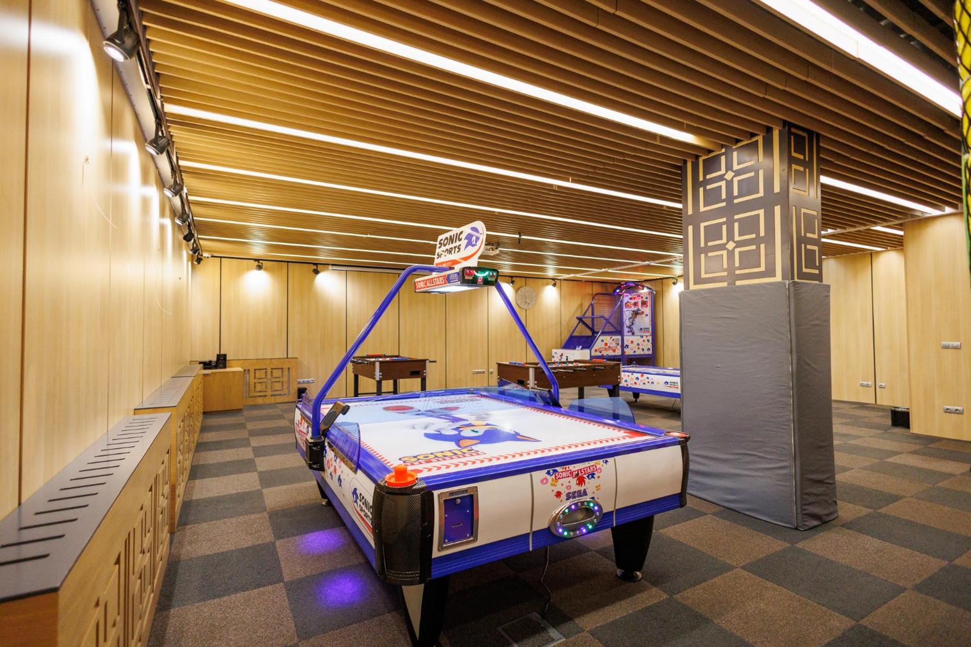 幸运班斯科公寓式酒店Spa及休闲 外观 照片 The locker room at the Air Canada Centre